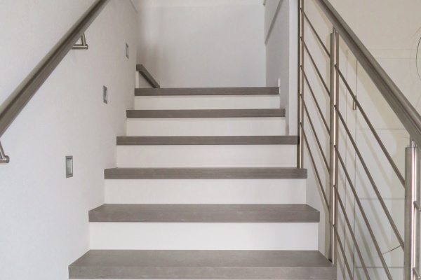 Handlauf im Treppenhaus